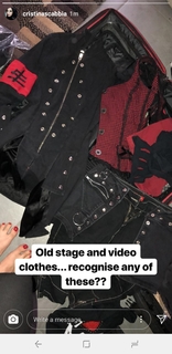 Cristina Scabbia feet photo thumbnail