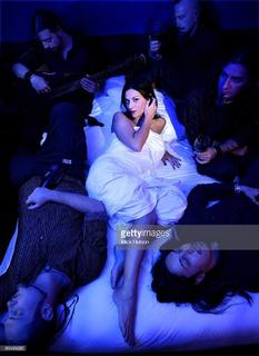 Cristina Scabbia feet photo thumbnail