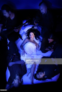 Cristina Scabbia feet photo thumbnail