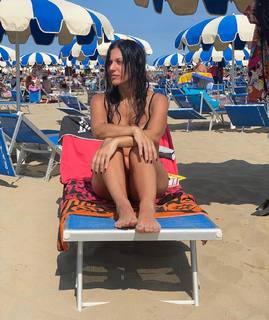 Cristina Scabbia feet photo thumbnail