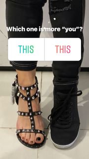 Cristina Scabbia feet photo thumbnail