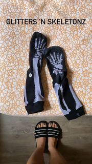 Cristina Scabbia feet photo thumbnail