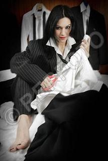 Cristina Scabbia feet photo thumbnail