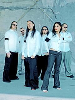 Cristina Scabbia feet photo thumbnail