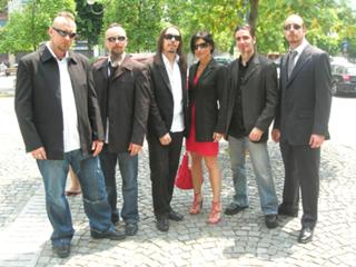 Cristina Scabbia feet photo thumbnail
