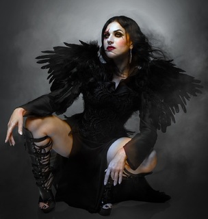 Cristina Scabbia feet photo thumbnail