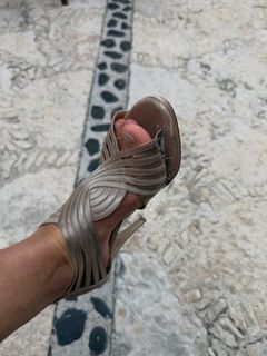 Cristina Umaña feet photo 2