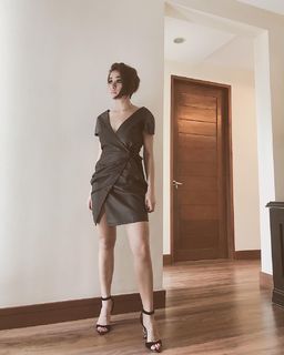 Cristine Reyes feet photo 7