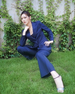 Crystal Fung feet photo 2