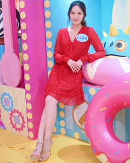 Crystal Fung feet photo 14