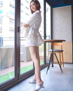 Crystal Fung feet photo 13