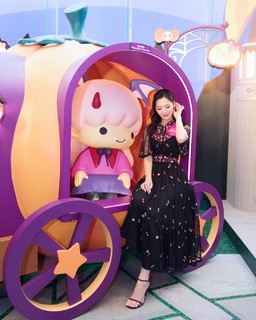 Crystal Fung feet photo 17