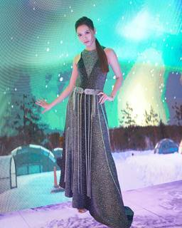 Crystal Fung feet photo 18