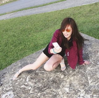 Crystal Fung feet photo 3