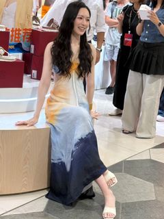 Crystal Fung feet photo 8