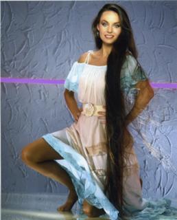 Crystal Gayle feet photo 4
