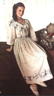 Crystal Gayle feet photo 2