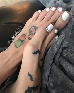 Crystal Inked feet photo thumbnail