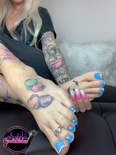Crystal Inked feet photo thumbnail