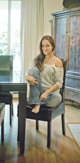 Crystal Lowe feet photo 16
