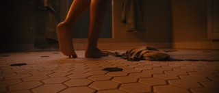 Crystal Lowe feet photo 12