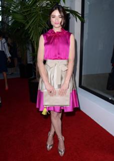 Crystal Reed feet photo thumbnail