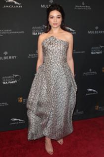 Crystal Reed feet photo thumbnail