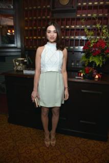 Crystal Reed feet photo thumbnail