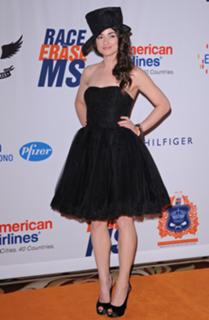 Crystal Reed feet photo thumbnail