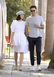 Crystal Reed feet photo thumbnail