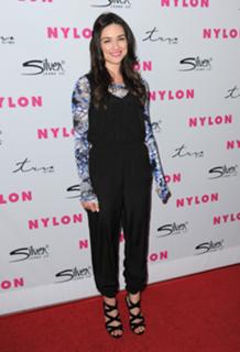 Crystal Reed feet photo thumbnail