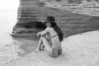 Crystal Reed feet photo thumbnail