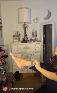 Crystle Lightning feet photo 8