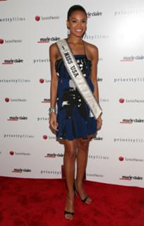 Crystle Stewart feet photo 11