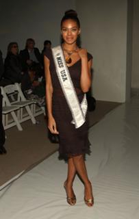 Crystle Stewart feet photo 20
