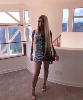 Cuban Doll feet photo 1