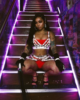 Cuban Doll feet photo 19