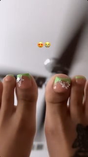 Cuban Doll feet photo 20