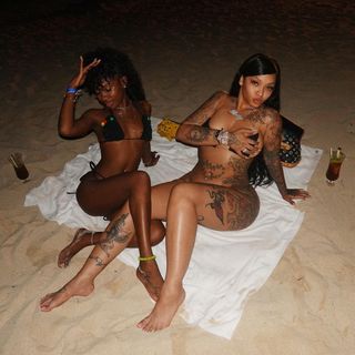 Cuban Doll feet photo 16