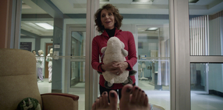 Cush Jumbo feet photo 18