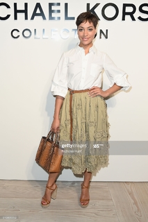 Cush Jumbo feet photo 4