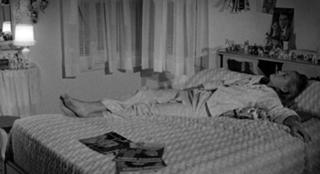 Cybill Shepherd feet photo thumbnail