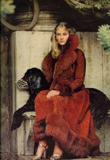 Cybill Shepherd feet photo thumbnail