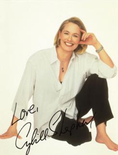Cybill Shepherd feet photo thumbnail