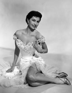 Cyd Charisse feet photo 10