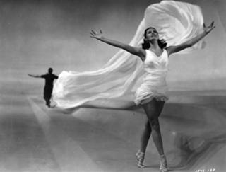 Cyd Charisse feet photo 9
