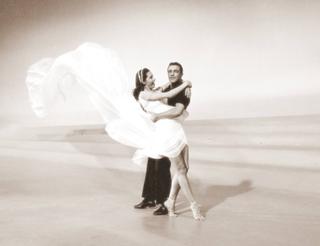 Cyd Charisse feet photo 8