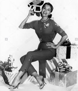 Cyd Charisse feet photo 17