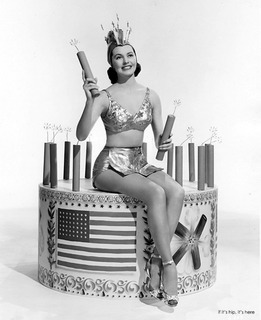 Cyd Charisse feet photo 8