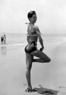 Cyd Charisse feet photo 16
